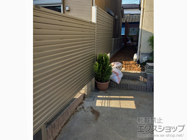 千葉県鎌ケ谷市ののフェンス・柵 レスティナフェンス5型 ルーバータイプ 多段 施工例