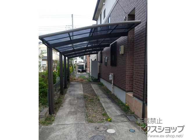 千葉県野田市ののカーポート ネスカR (ラウンドスタイル) 縦連棟 積雪〜20cm対応 施工例