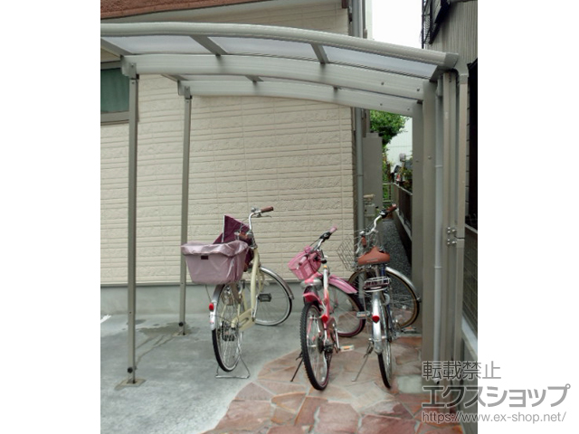 埼玉県戸田市ののサイクルポート・駐輪場 プレシオスポート ミニ 積雪〜20cm対応+サイドパネル+着脱式補助柱 2本入り×1セット 施工例