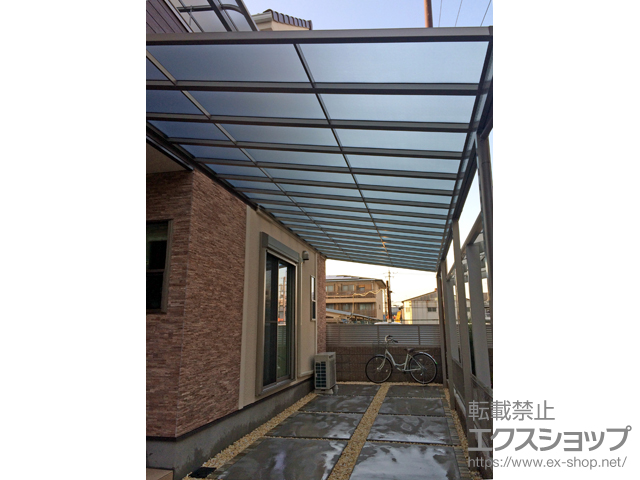 大阪府東大阪市ののテラス屋根 スピーネ F型 テラスタイプ 3連棟 積雪〜20cm対応 施工例