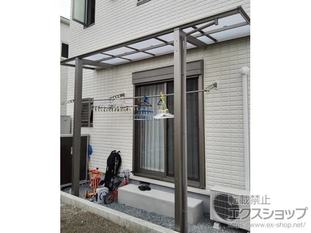 静岡県静岡市のLIXIL(リクシル)のテラス屋根 フーゴF 独立テラスタイプ 単体 積雪～20cm対応 施工例