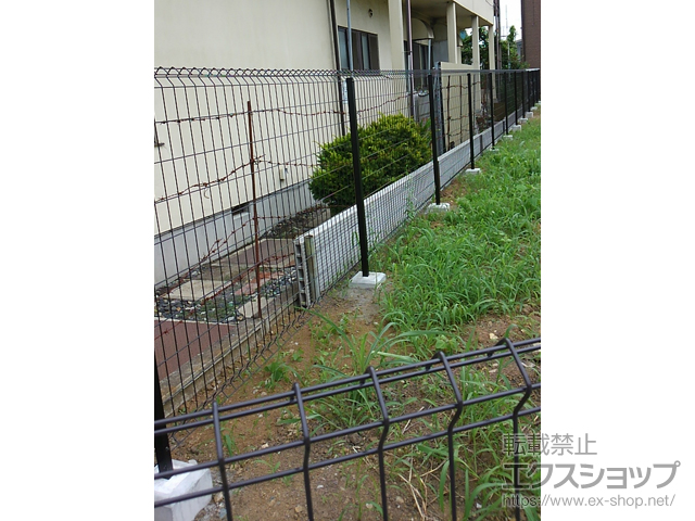 茨城県筑西市ののフェンス・柵 イーネットフェンス1F型 自由柱＜水平地＞ 施工例