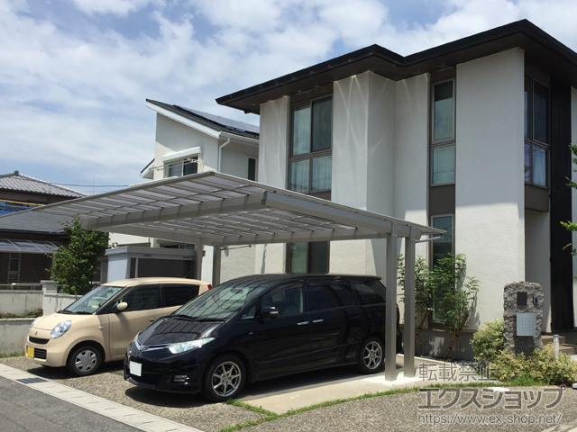 三重県鈴鹿市ののカーポート エフルージュツインEX 後方支持タイプ 積雪〜20cm対応 施工例