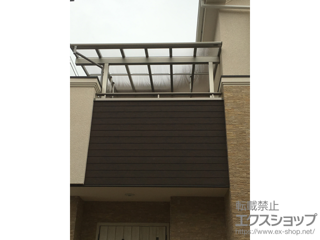 大阪府東大阪市ののバルコニー・ベランダ屋根 ヴェクターテラス F型 1500 屋根タイプ 単体 積雪〜50cm対応+吊り下げ式物干し 施工例