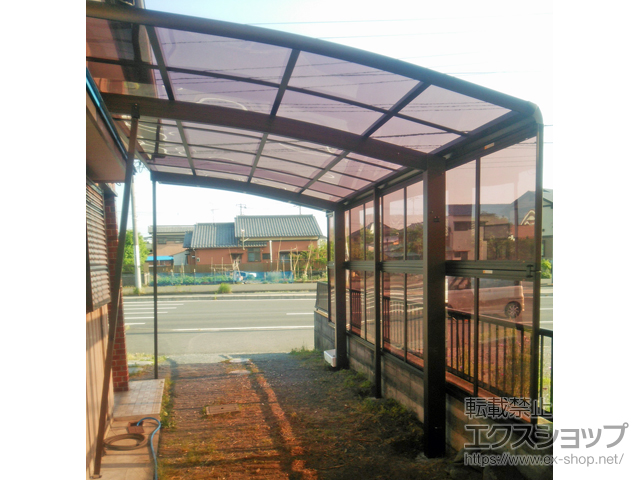 千葉県木更津市ののカーポート レイナポートグラン　積雪〜20cm対応＋サイドパネル＋着脱式サポート 標準・ハイルーフ兼用 2本入り×1セット 施工例