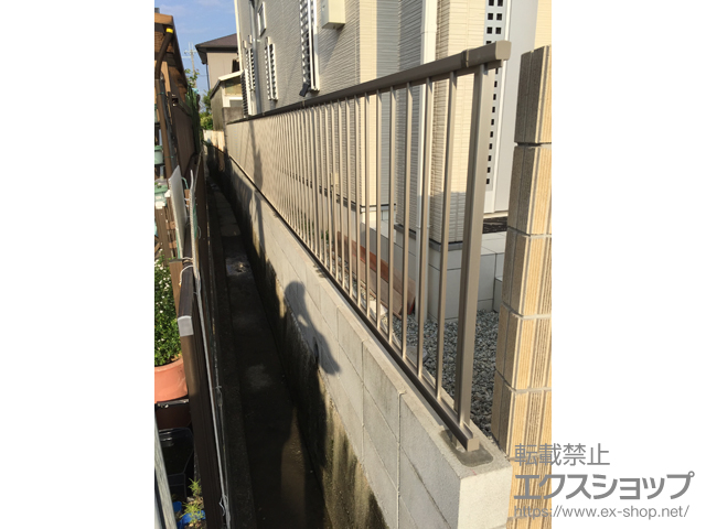 奈良県香芝市ののフェンス・柵 ミエッタフェンス 防犯たて格子タイプ 自由柱施工 施工例