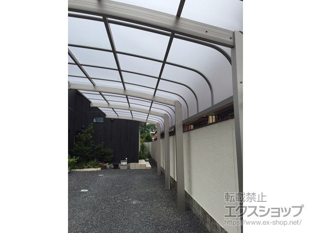 栃木県佐野市ののカーポート プレシオスポート アルファ 縦連棟 積雪〜20cm対応 施工例