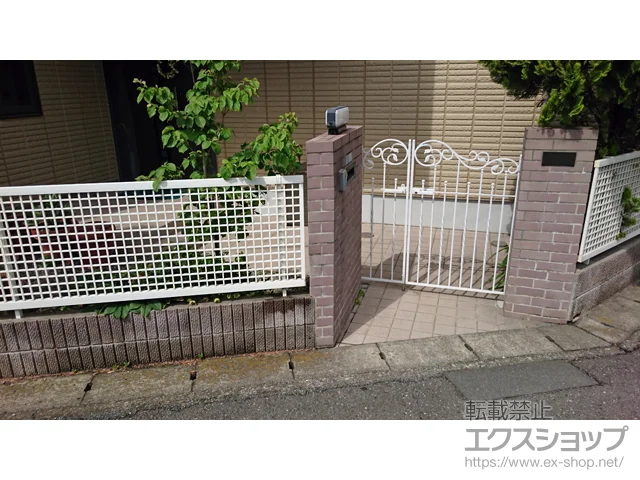 神奈川県川崎市のLIXIL リクシル(TOEX)の門扉 ラフィーネ門扉1型 両開き親子 柱使用 施工例