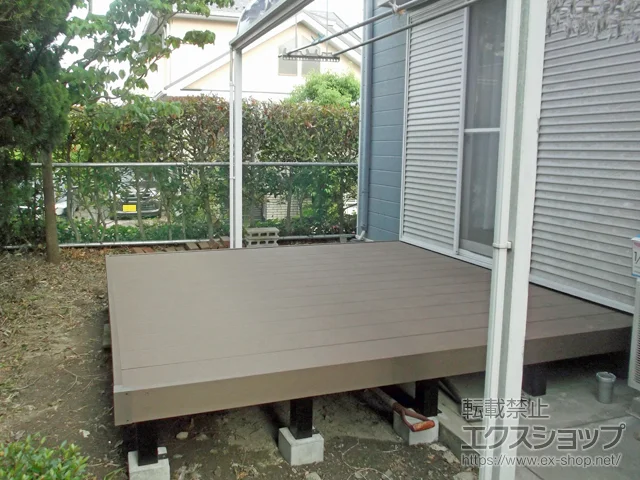 ��ʌ����S���쒬��YKKAP�̃E�b�h�f�b�L ���E�b�h�f�b�L 200 �{�H��