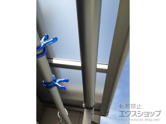 神奈川県横浜市ののバルコニー・ベランダ屋根 ヴェクターテラス F型 屋根タイプ 単体 積雪〜20cm対応 施工例