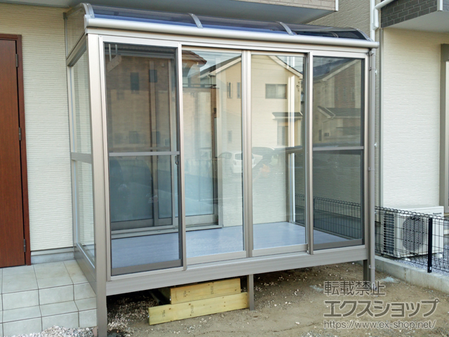 埼玉県東松山市ののテラス囲い・サンルーム サニージュ R型 床納まり ランマ無 積雪〜20cm対応 施工例