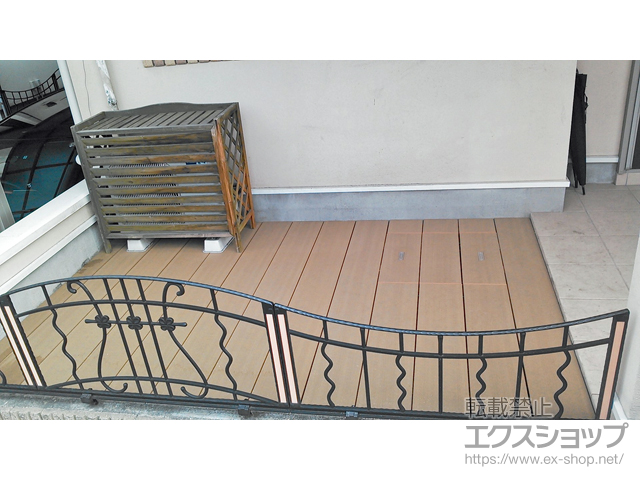 神奈川県横浜市のLIXIL リクシル（トステム）のウッドデッキ レストステージ 施工例