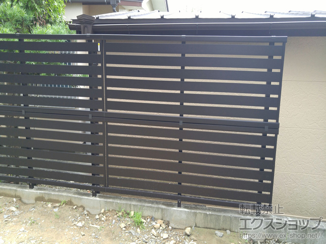 大分県佐伯市ののフェンス・柵 エクスラインフェンス23型 横半目隠し 2段支柱<ブロック建て用> 施工例