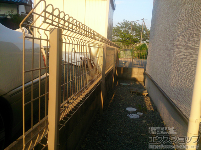 兵庫県神崎郡福崎町ののフェンス・柵 メッシュフェンス G10  自由柱式 施工例