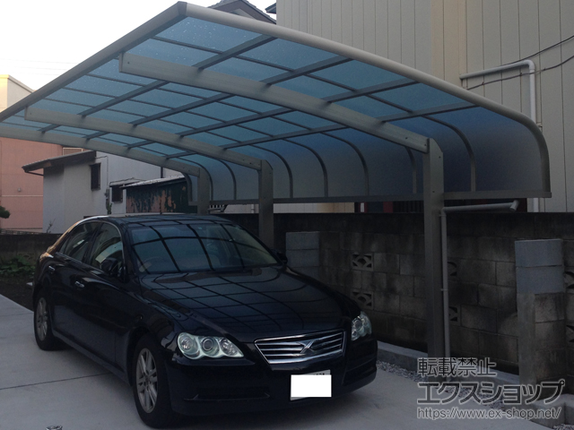 神奈川県横浜市ののカーポート レイナキャップポートグラン　延長 積雪〜20ｃｍ対応 施工例