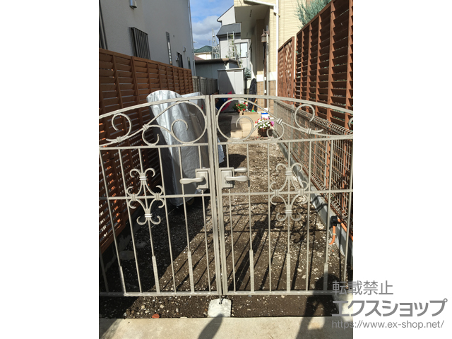 東京都小金井市のの門扉 コラゾン2型 両開き 柱使用 施工例