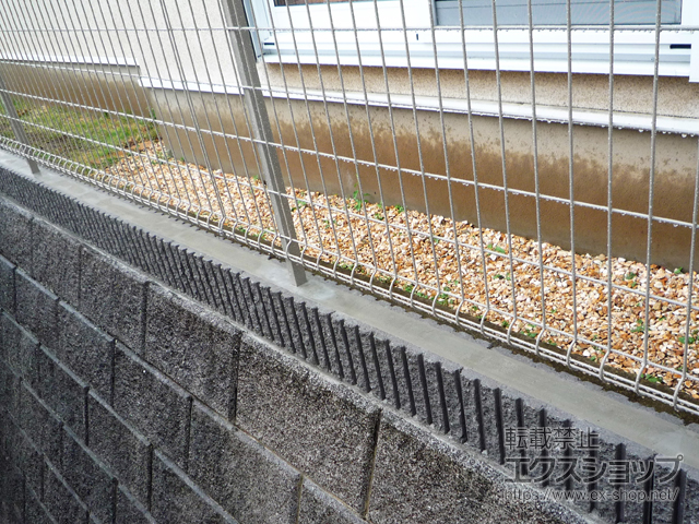 神奈川県厚木市ののフェンス・柵 ハイグリッドフェンスUF8型 フリーポールタイプ 施工例