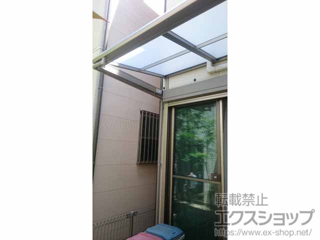 京都府京都市ののバルコニー・ベランダ屋根 スピーネ F型 ルーフタイプ 単体 積雪〜20cm対応 施工例