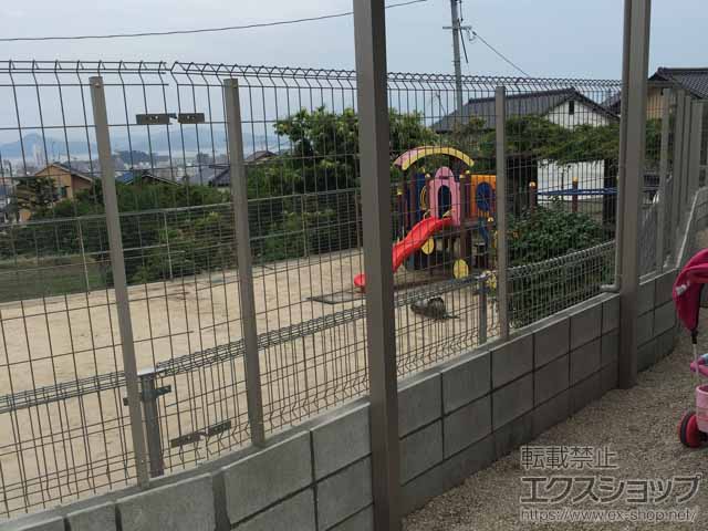広島県広島市ののフェンス・柵 イーネットフェンス1F型 自由柱＜水平地＞ 施工例