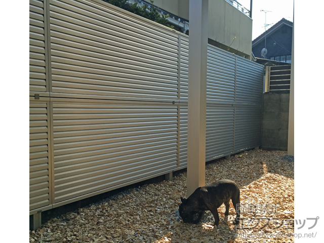 大阪府富田林市ののフェンス・柵 ミエーネフェンス 2段支柱 施工例