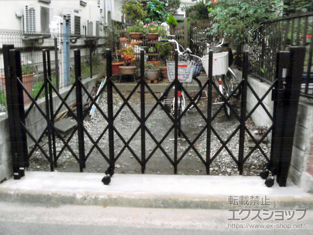 神奈川県茅ヶ崎市ののカーゲート トリップゲート RB型 ノンレール 片開き 24S 施工例