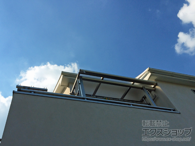 埼玉県戸田市ののバルコニー・ベランダ屋根 プレシオステラス F型 屋根タイプ 単体 積雪〜20cm対応 施工例