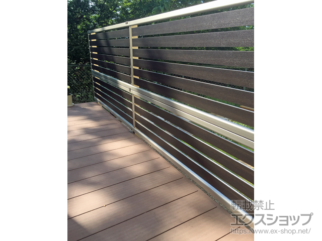 山梨県上野原市ののフェンス・柵 ルシアスフェンスF04型 2段支柱 施工例