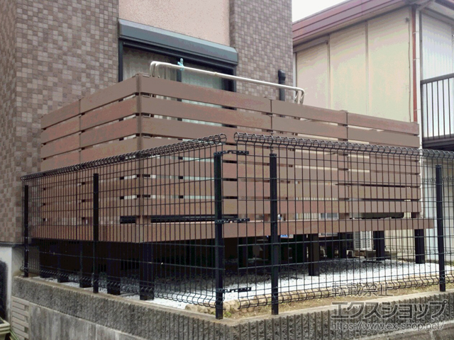 神奈川県横浜市ののウッドデッキ リウッドデッキ 200 施工例