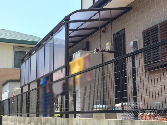 福岡県遠賀郡芦屋町ののテラス屋根 プレシオステラス R型 テラスタイプ 連棟 積雪〜20cm対応 施工例