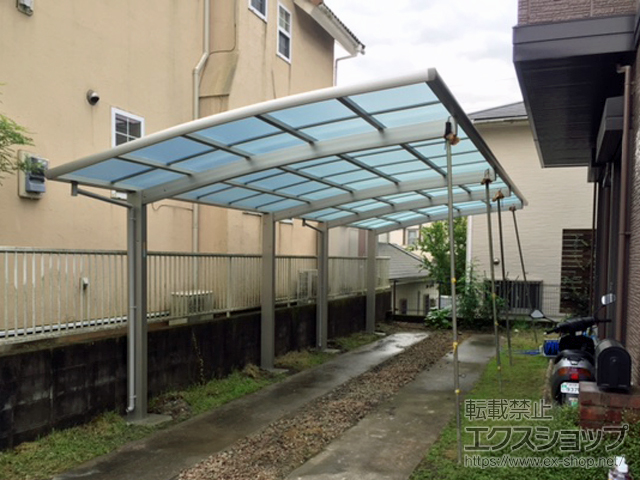 鹿児島県鹿児島市ののカーポート レイナポートグラン 縦連棟　積雪〜20cm対応 施工例