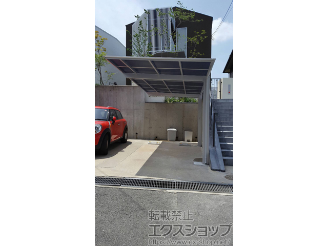 大阪府吹田市ののカーポート フーゴF (フラットスタイル) 積雪〜20cm対応※正面台形納まり 施工例