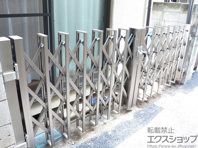 東京都品川区ののカーゲート アルシャインHG ノンキャスター 両開き 施工例