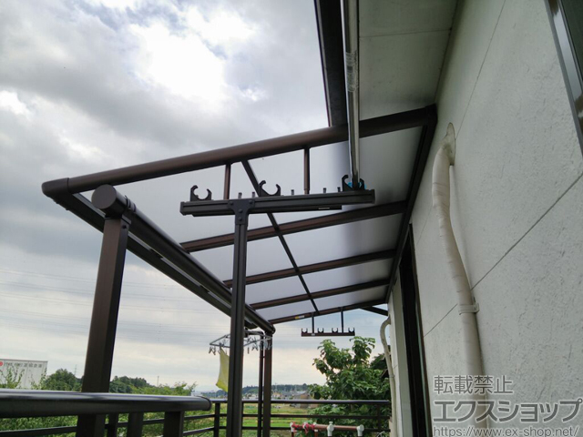 埼玉県日高市ののバルコニー・ベランダ屋根 プレシオステラス F型 屋根タイプ 単体 積雪〜20cm対応 施工例