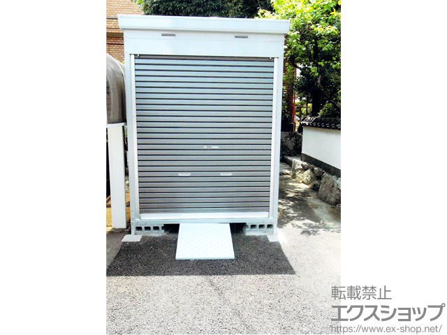 福岡県朝倉市のの倉庫・ガレージ バイク保管庫 床付タイプ ハイルーフ FXN-1726HY　UG 施工例