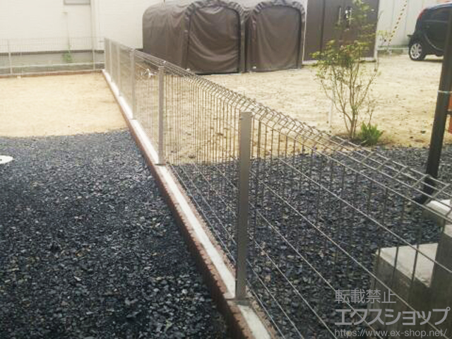 福島県西白河郡西郷村ののフェンス・柵 イーネットフェンス1F型 自由柱＜水平地＞ 施工例