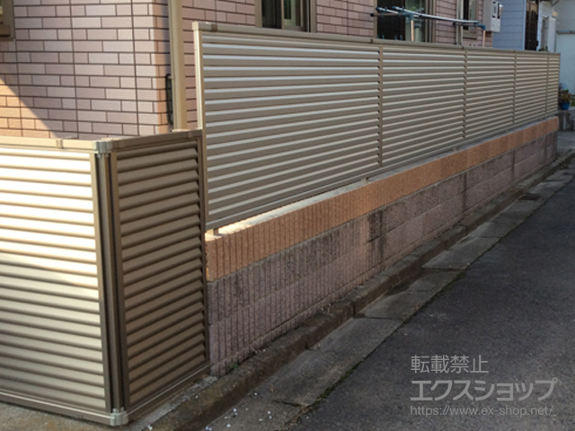 埼玉県春日部市ののフェンス・柵 ミエーネフェンス 目隠しルーバータイプ 自由柱施工 施工例