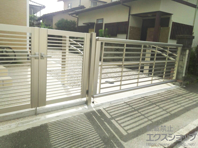 福岡県前原市ののカーゲート ルシアスアップゲートワイド 3型 横太格子 手動 施工例