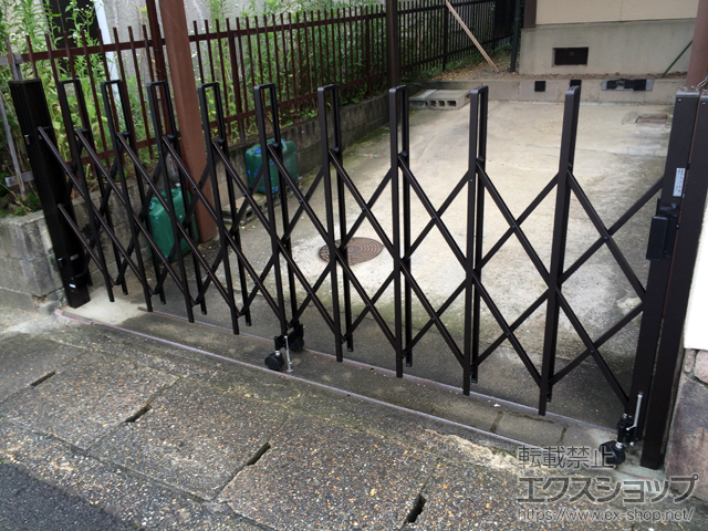 京都府京都市ののカーゲート トリップゲート RA型 ノンレール 片開き 30S 施工例