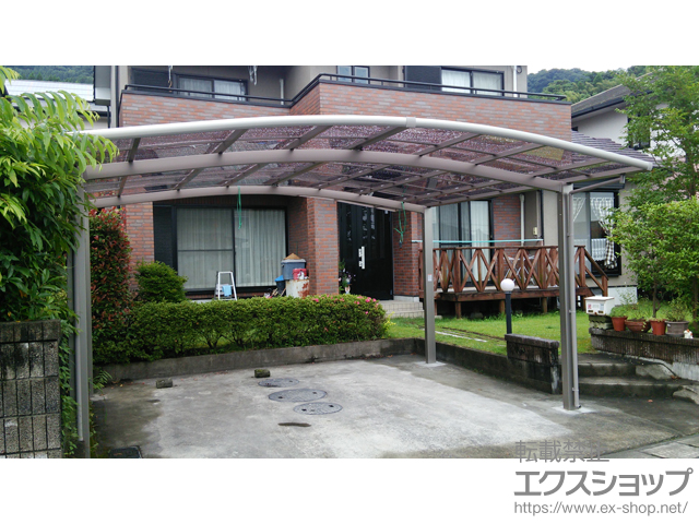 鹿児島県霧島市ののカーポート ネスカR (ラウンドスタイル) ワイド 積雪〜20cm対応 施工例