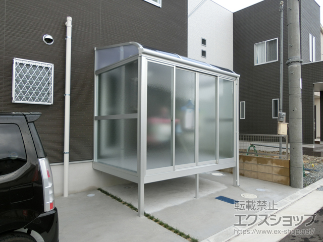 兵庫県加古川市のLIXIL リクシル（トステム）のテラス囲い・サンルーム サニージュ R型 床納まり ランマ無 積雪〜20cm対応 施工例