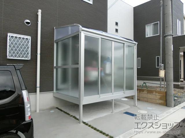 兵庫県加古川市のLIXIL リクシル（トステム）のテラス囲い・サンルーム サニージュ R型 床納まり ランマ無 積雪～20cm対応 施工例