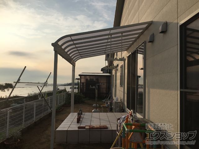 山口県山陽小野田市ののテラス屋根 スピーネ R型 1500 テラスタイプ 単体 積雪〜50cm対応 施工例