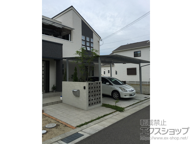 兵庫県明石市ののカーポート ネスカF (フラットスタイル) ワイド 積雪〜20cm対応 施工例