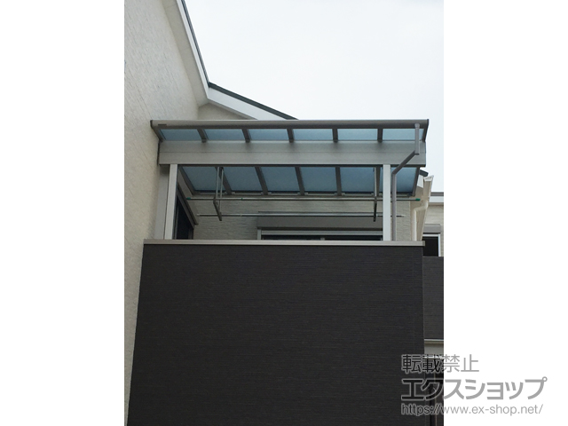 兵庫県尼崎市ののバルコニー・ベランダ屋根 ヴェクターテラス F型 1500 屋根タイプ 単体 積雪〜50cm対応 施工例