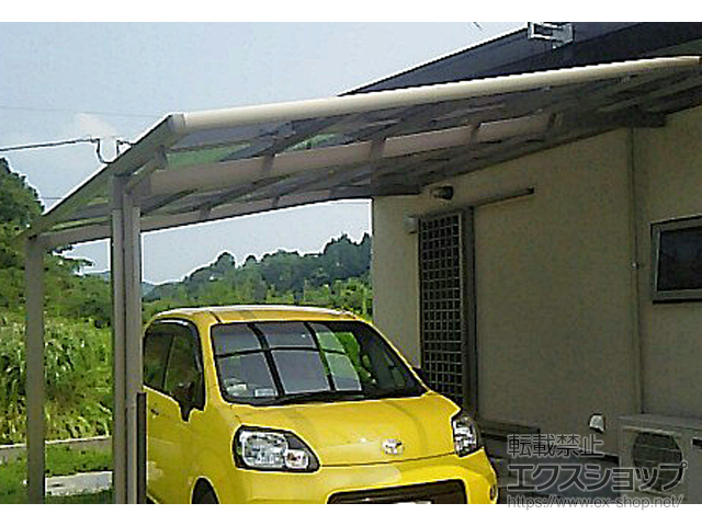 鹿児島県南さつま市のLIXIL リクシル（トステム）のカーポート ルーフポートシグマIII 積雪〜20cm対応 施工例