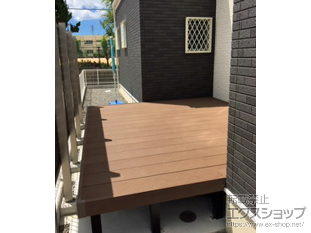 大阪府岸和田市ののウッドデッキ リウッドデッキ 200 施工例