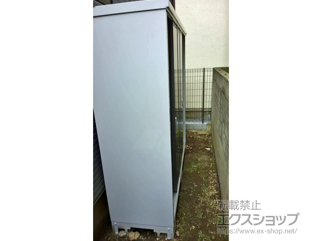 東京都葛飾区のの物置・屋外倉庫 シンプリー 一般型 1940×615×1903 MJX-196E-PG 施工例