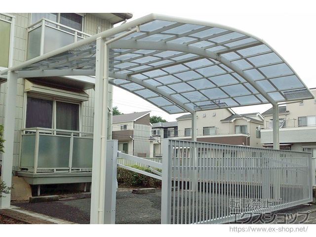 千葉県市川市ののカーポート ネスカR (ラウンドスタイル) M合掌 積雪〜20cm対応 施工例