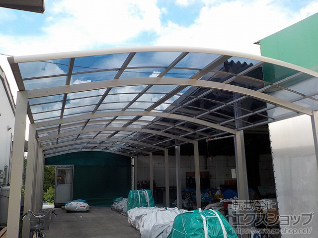 茨城県北茨城市ののテラス屋根 スピーネ F型 テラスタイプ 連棟 積雪〜20cm対応 施工例