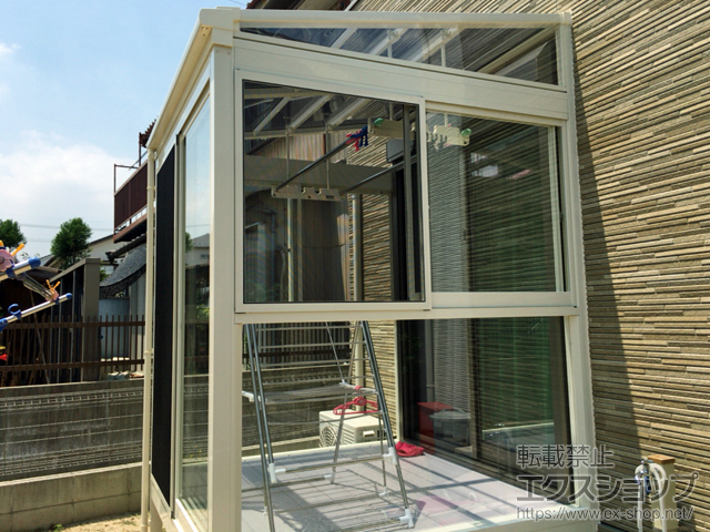 愛知県名古屋市のLIXIL リクシル（トステム）のテラス囲い・サンルーム サニージュ F型 床納まり ランマ無 積雪〜20cm対応 施工例